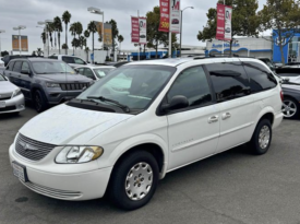 2001 Chrysler town & country LX Minivan