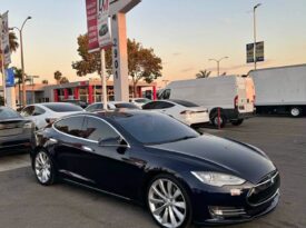 2013 Tesla model s Performance Sedan 4D