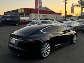 2013 Tesla model s Performance Sedan 4D