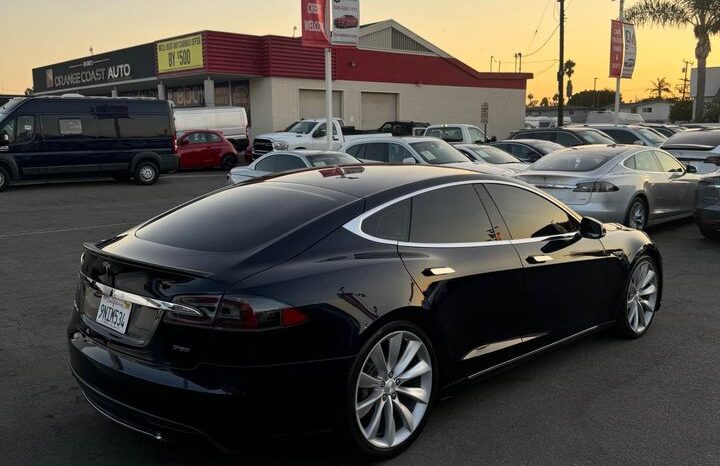 2013 Tesla model s Performance Sedan 4D