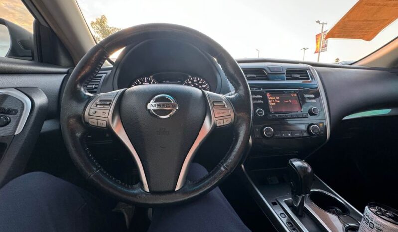 
								2013 Nissan altima 2.5 SL Sedan 4D full									