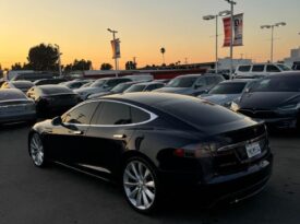 2013 Tesla model s Performance Sedan 4D