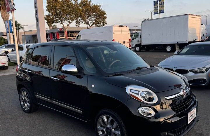 
								2014 Fiat 500l Lounge Hatchback 4D full									