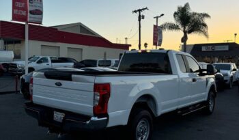 
									2021 Ford f350 super duty crew cab XLT Pickup 4D 8 ft full								