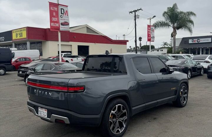 
								2022 Rivian r1t Launch Edition Pickup 4D 4 1/2 ft full									