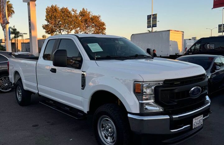 2021 Ford f350 super duty crew cab XLT Pickup 4D 8 ft