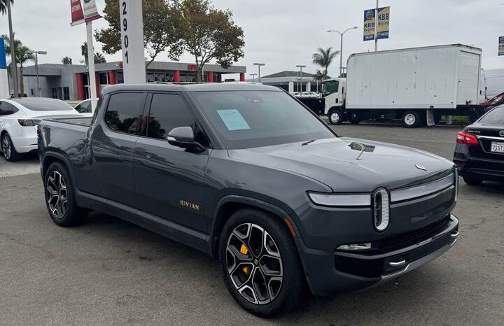 
								2022 Rivian r1t Launch Edition Pickup 4D 4 1/2 ft full									