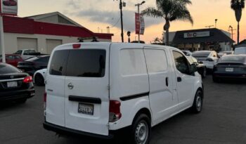 
									2017 Nissan nv200 S Van 4D full								