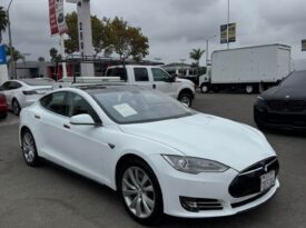 2013 Tesla model s Sedan 4D