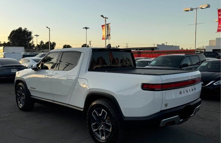 
								2022 Rivian r1t Launch Edition Pickup 4D 4 1/2 ft full									