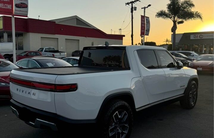 
								2022 Rivian r1t Launch Edition Pickup 4D 4 1/2 ft full									