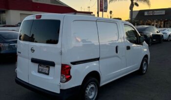 
									2020 Nissan nv200 S Van 4D full								