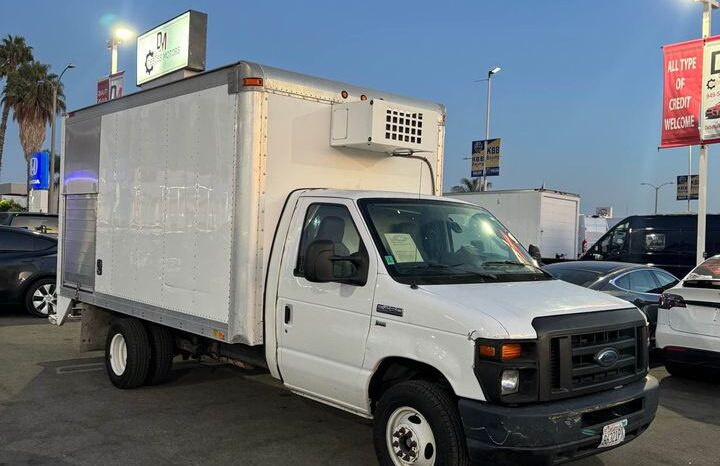 
								2012 Ford econoline E450 full									
