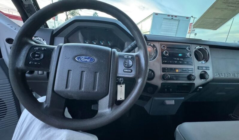 
								2015 Ford f250 super duty crew cab XL Pickup 4D 8 ft full									