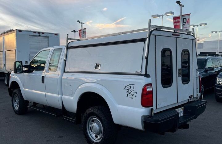 
								2016 Ford f250 super duty crew cab XL Pickup 4D 8 ft full									