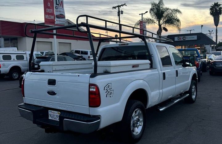 
								2015 Ford f250 super duty crew cab XL Pickup 4D 8 ft full									