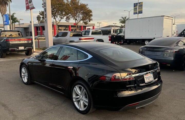 
								2015 Tesla model s 70 Sedan 4D full									