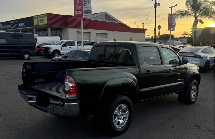 
								2014 Toyota tacoma double cab PreRunner full									