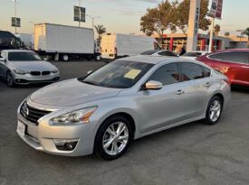 2013 Nissan altima 2.5 SL Sedan 4D