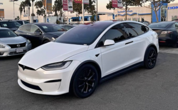 2022 Tesla model x Long Range Sport Utility 4D