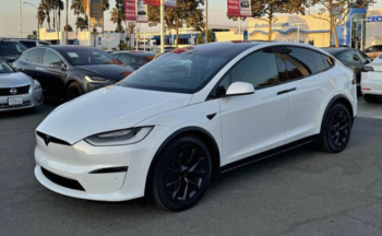 2022 Tesla model x Long Range Sport Utility 4D