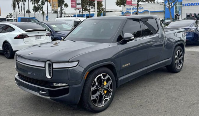 2022 Rivian r1t Launch Edition Pickup 4D 4 1/2 ft