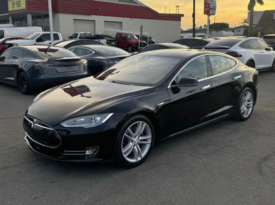 2015 Tesla model s 70 Sedan 4D