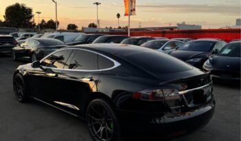 
									2017 Tesla model s 90D Sedan 4D full								