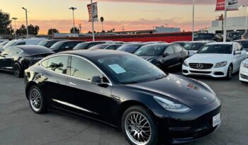 
									2018 Tesla Model 3 full								