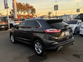 2019 Ford edge SEL Sport Utility 4D