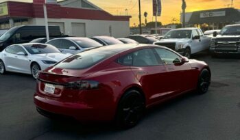 
									2022 Tesla model s Plaid Sedan 4D full								