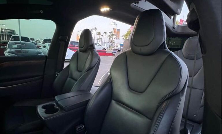 
								2019 Tesla model x Long Range Sport Utility 4D full									