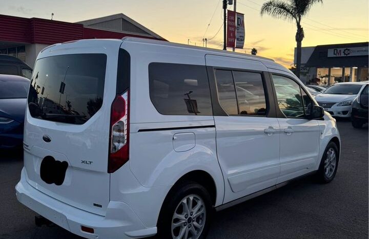 
								2020 Ford transit connect passenger wagon XLT Van 4D full									