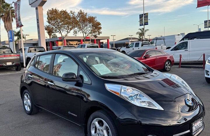 
								2013 Nissan leaf SL Hatchback 4D full									