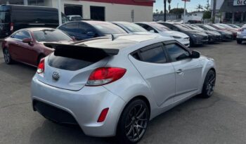 
									2015 Hyundai veloster Coupe 3D full								