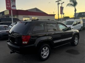 2010 Jeep grand cherokee Laredo Sport Utility 4D