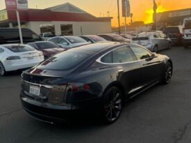 2015 Tesla model s P85D Sedan 4D