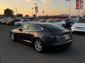 2015 Tesla model s 85D Sedan 4D