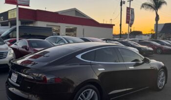 
									2013 Tesla model s Sedan 4D full								