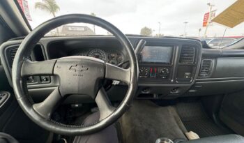 
									2004 Chevrolet silverado 1500 LS full								