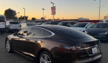 
									2013 Tesla model s Sedan 4D full								