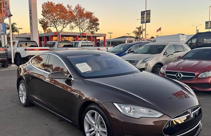 2013 Tesla model s Sedan 4D