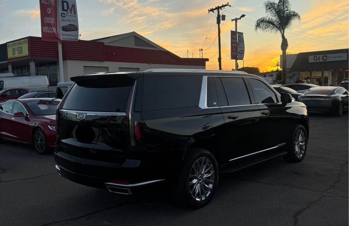 2022 Cadillac escalade esv Premium Luxury Sport Utility 4D