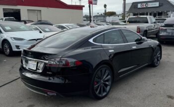 2014 Tesla model s Performance Sedan 4D