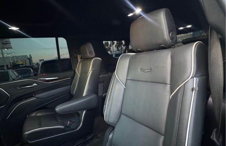 
								2022 Cadillac escalade esv Premium Luxury Sport Utility 4D full									