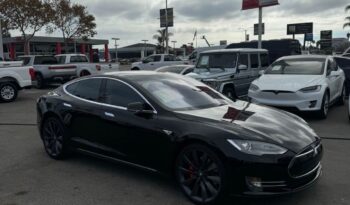 
									2014 Tesla model s Performance Sedan 4D full								