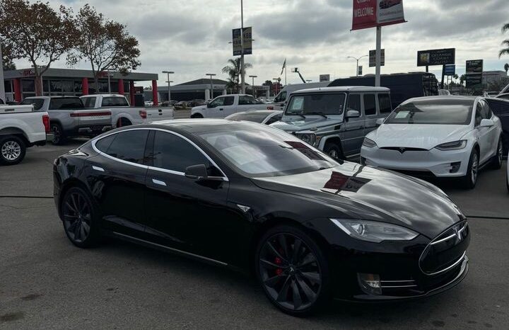 2014 Tesla model s Performance Sedan 4D