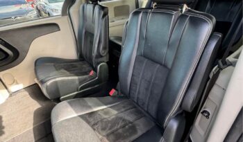 
									2017 Dodge grand caravan passenger SXT Minivan 4D full								