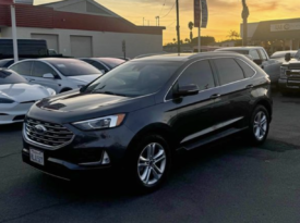 2019 Ford edge SEL Sport Utility 4D