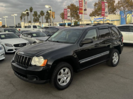 2010 Jeep grand cherokee Laredo Sport Utility 4D